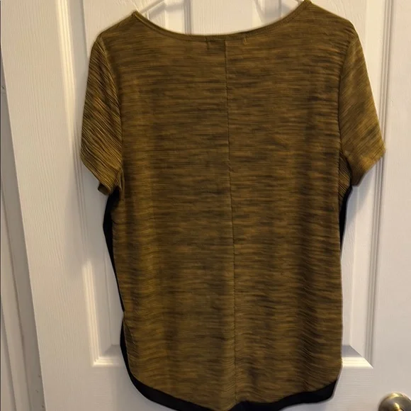 Suzie In The City Green and Black Relaxed Fit Tee - Picture 8 of 9